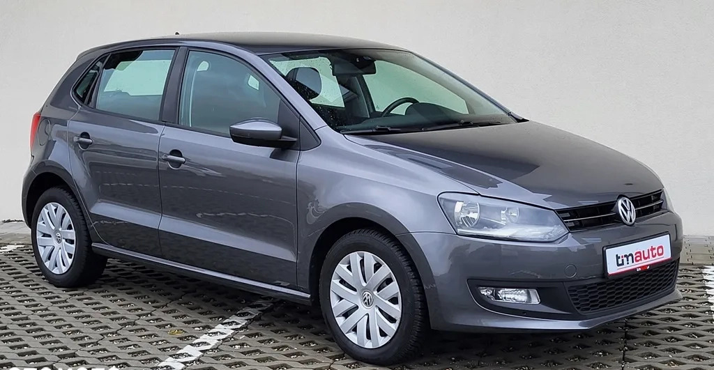 Volkswagen Polo cena 29900 przebieg: 136000, rok produkcji 2014 z Ząbki małe 466